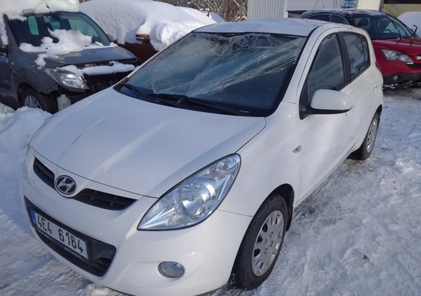 Hyundai i20 cena 8000 przebieg: 58770, rok produkcji 2011 z Mońki małe 92